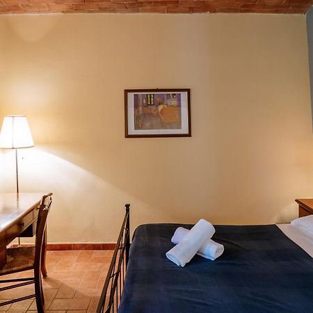 Villa Le Beringhe - Wine Pool & Relax Colle Val D'Elsa Exterior photo