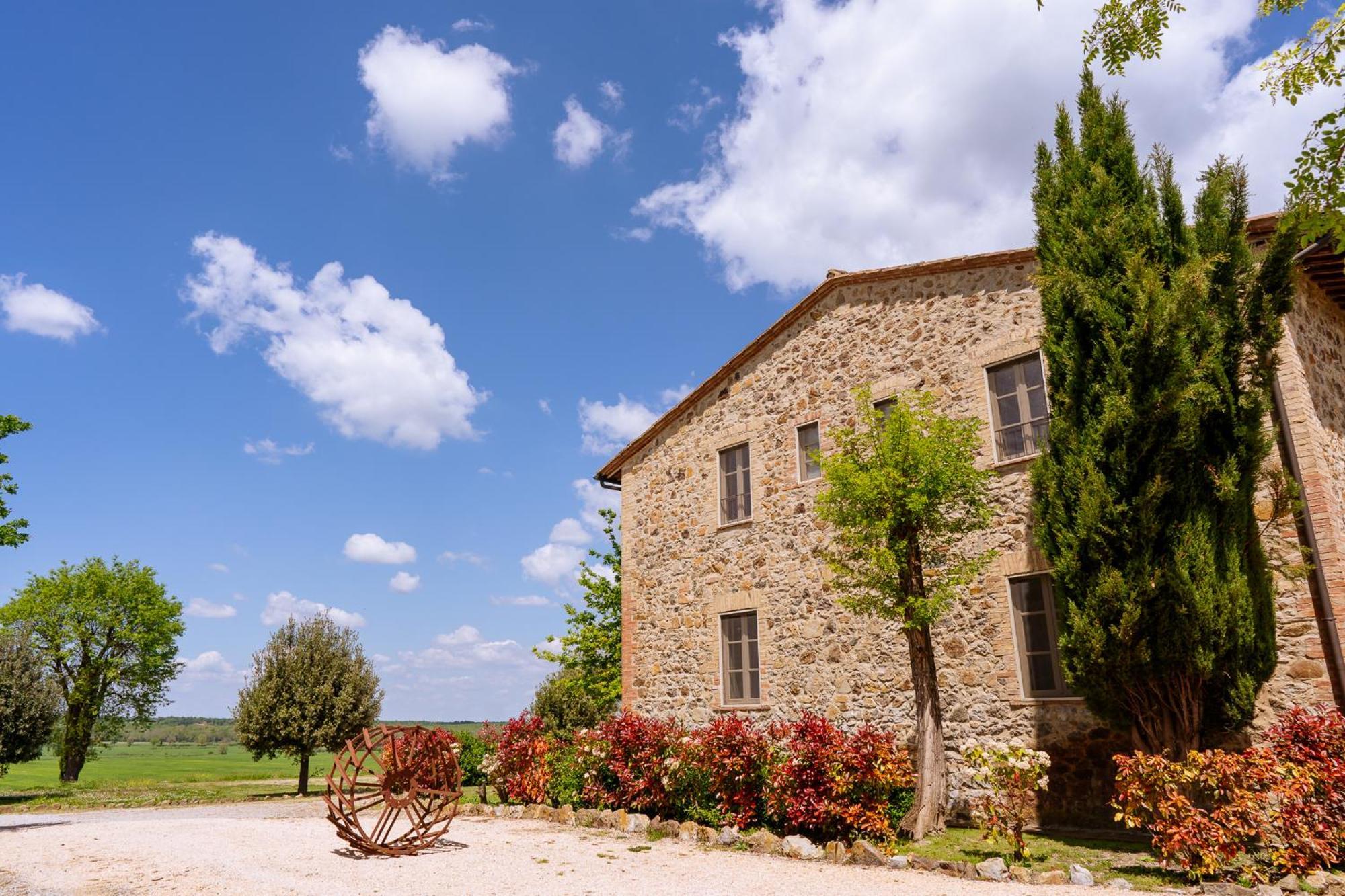 Villa Le Beringhe - Wine Pool & Relax Colle Val D'Elsa Exterior photo